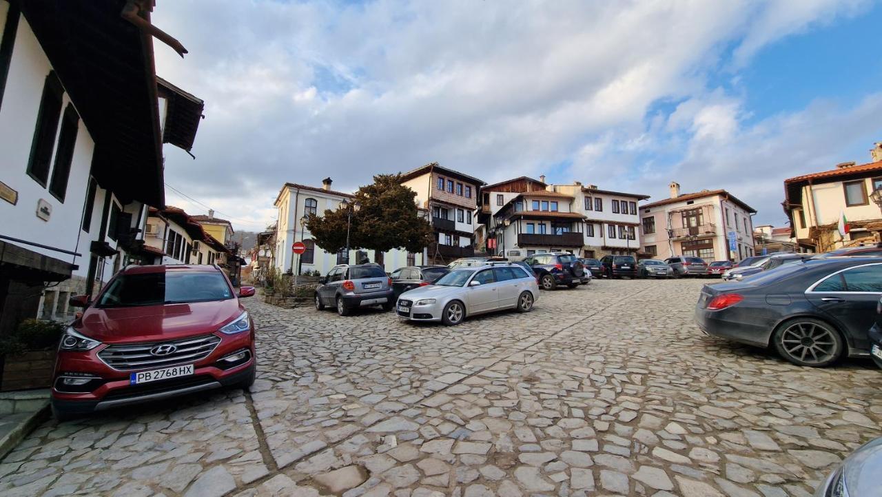Fs Apartments - Beautiful Apartment In The Artistic Part Of Veliko Tarnovo Ngoại thất bức ảnh